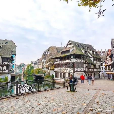 Apartment Chic Bauhaus A Petite France Evasion Et Design Strasbourg