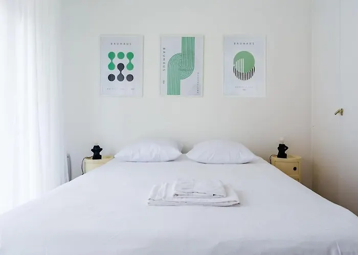 Chic Bauhaus A Petite France Evasion Et Design