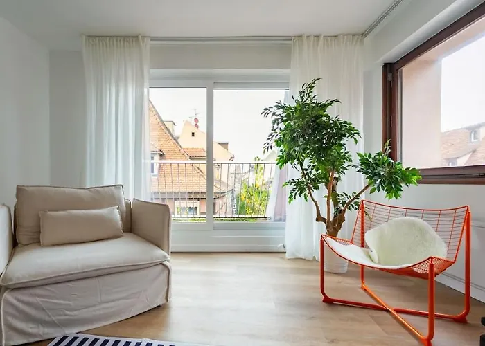 Chic Bauhaus A Petite France Evasion Et Design